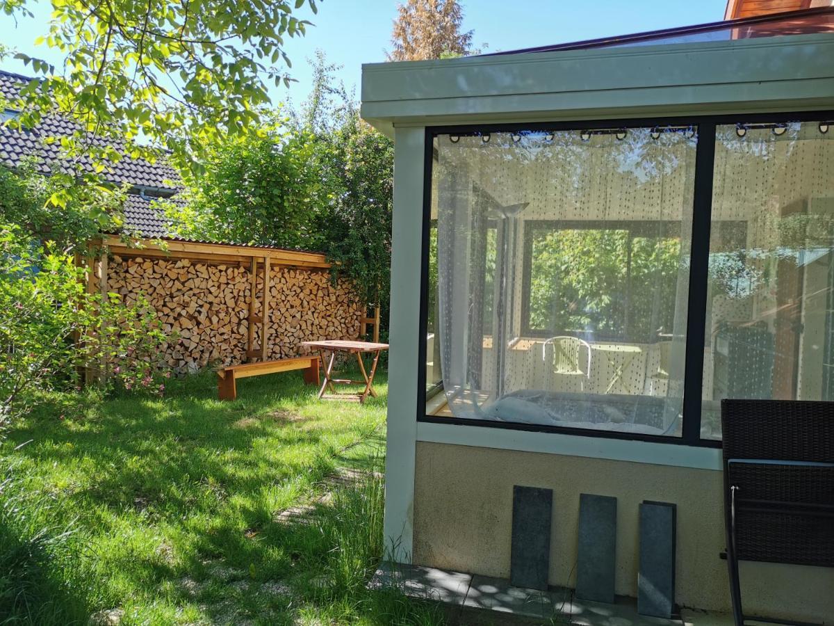 Studio proche Annecy Villa Naves-Parmelan Esterno foto